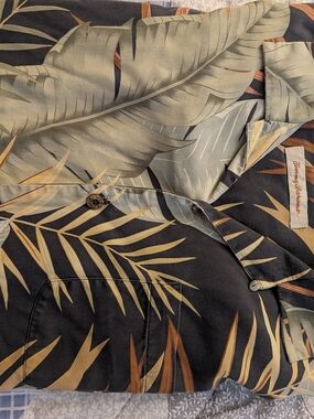 Tommy Bahama Black Shirt with Beige and Rust Tropical Print